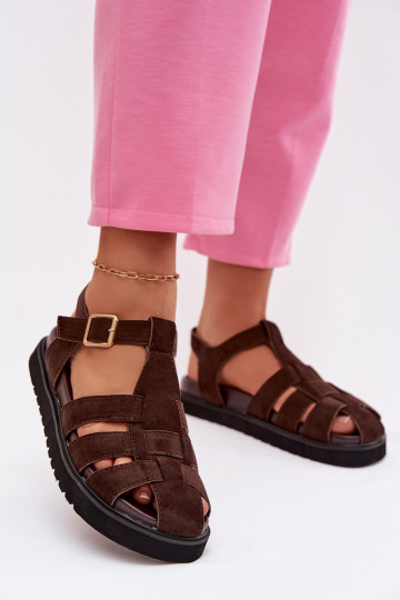 Sandalias romanas de mujer con hebillas doradas y plataforma color chocolate Terelina 2