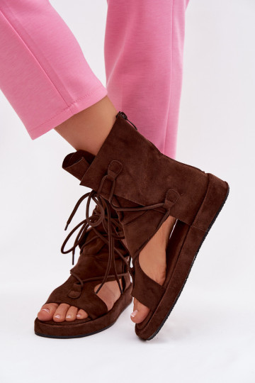Sandalias de mujer de ante sintético con botín y cordones color chocolate Ferlisse 2