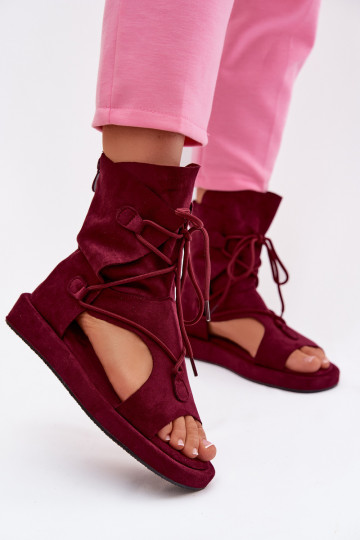 Sandalias de mujer de ante sintético con botín y cordones color burdeos Ferlisse 2