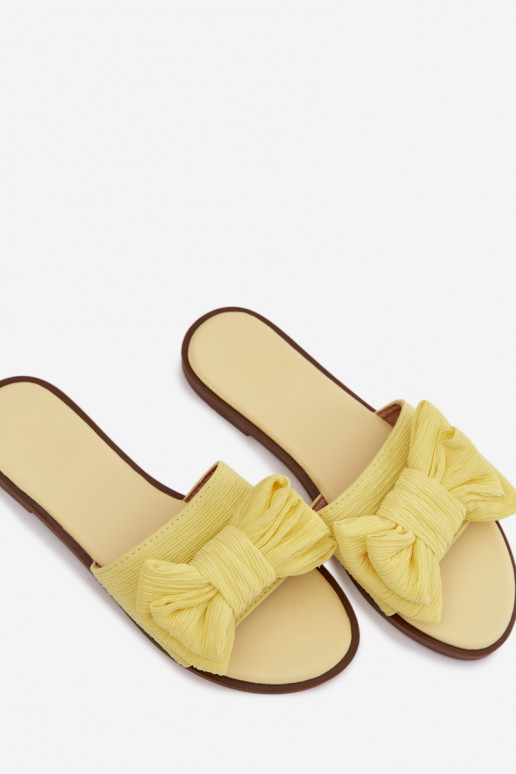 Zapatillas de mujer con tacones anchos y lazos color amarillo Amivelle