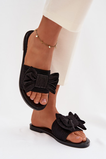 Zapatillas de mujer color negro con tacones anchos y moños Amivelle