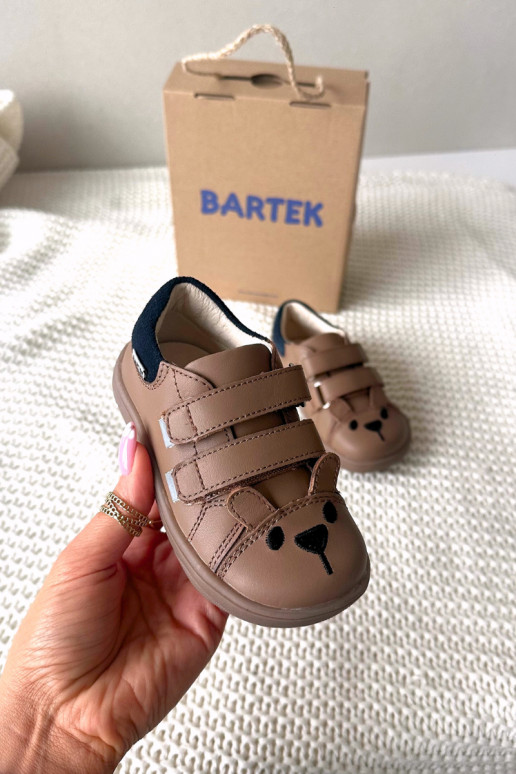 Piel zapatos Barefoot Infantil con oso Bartek 8600654 beige
