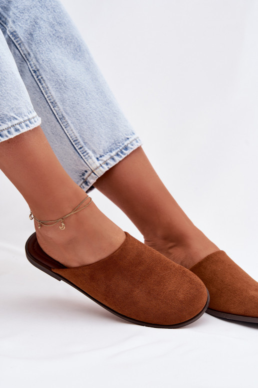 Zapatillas apartamento de mujeresde gamuza ecológicau color marrón Veronelle