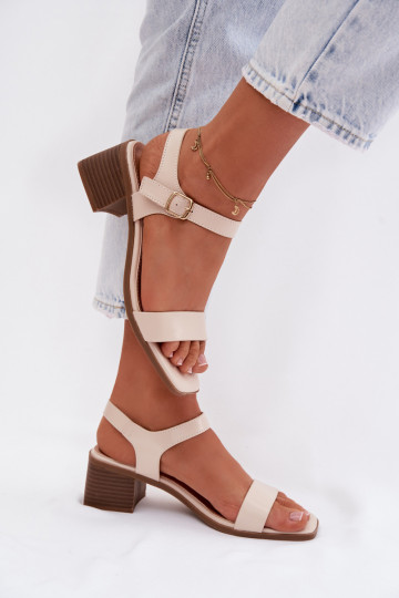 Sandalias de plataforma para mujer de piel sintética de color arena Sabela