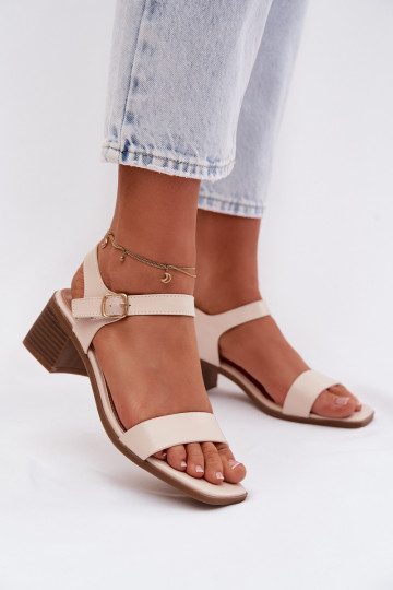 Sandalias de plataforma para mujer de piel sintética de color arena Sabela 2