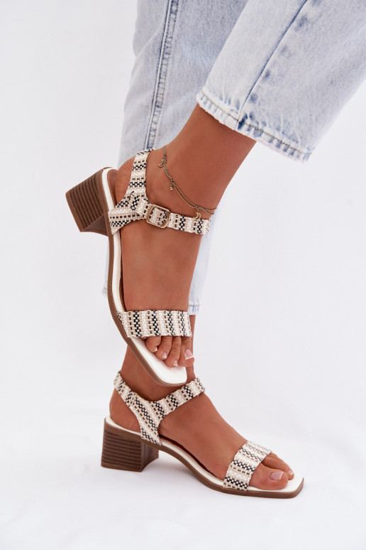 Sandalias de mujer reloj el color blanco Sabela