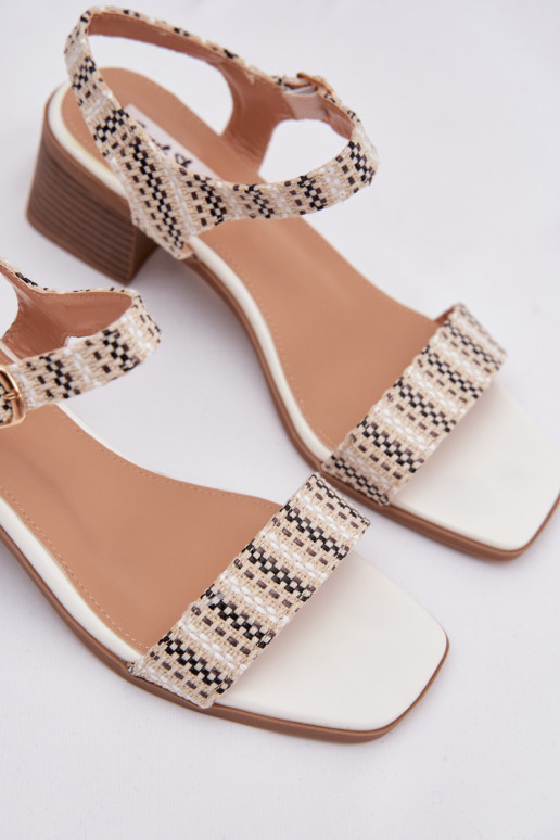 Sandalias de mujer reloj el color blanco Sabela