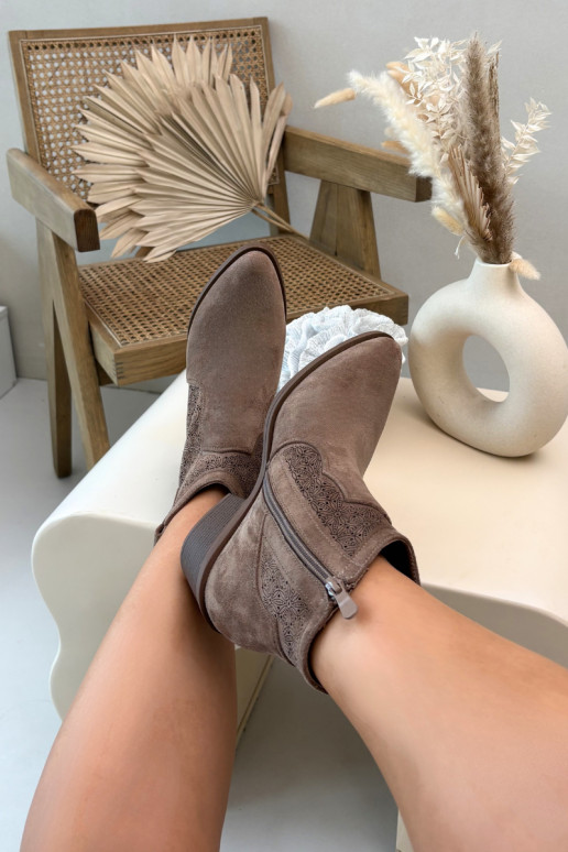 Botas caladas Femenino con tacones S.Barski HY61-8013 color marrón