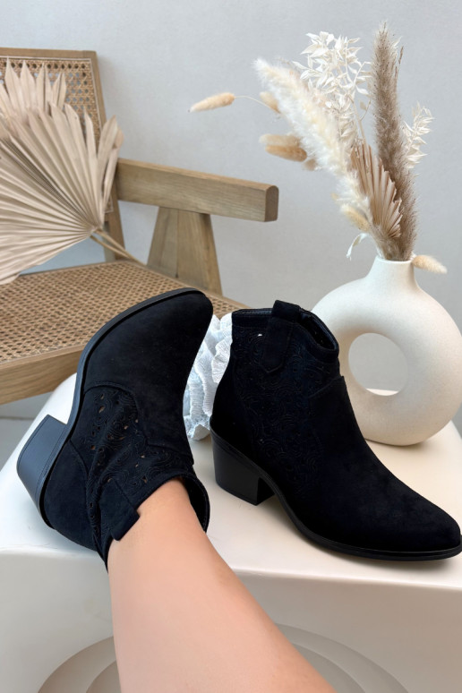 Botas caladas estilo vaquero Femenino con tacones S.Barski HY61-8012 de color negro