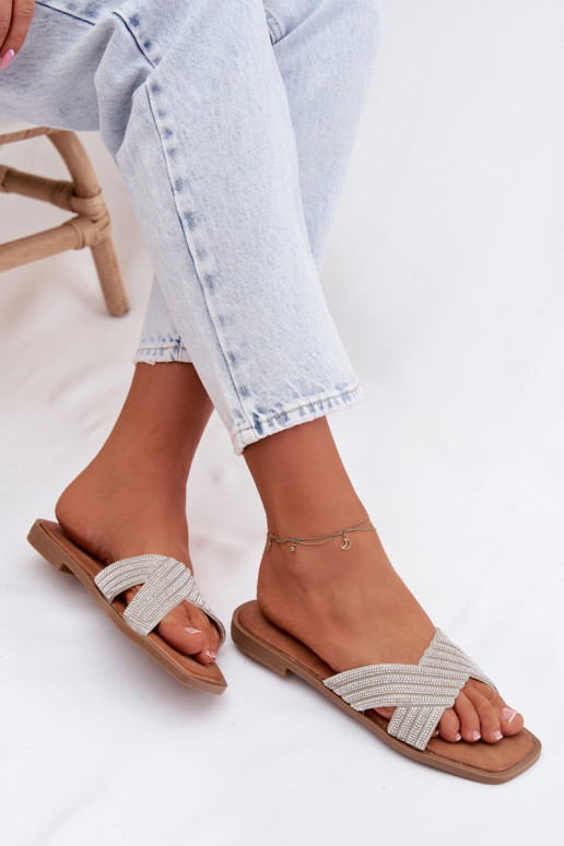 zapatillas de mujer con tacones anchos con ojos centelleantes color plata Zinnia