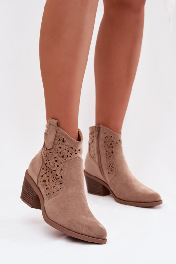 Botas caladas estilo vaquero Femenino con tacones S.Barski HY61-8012 beige