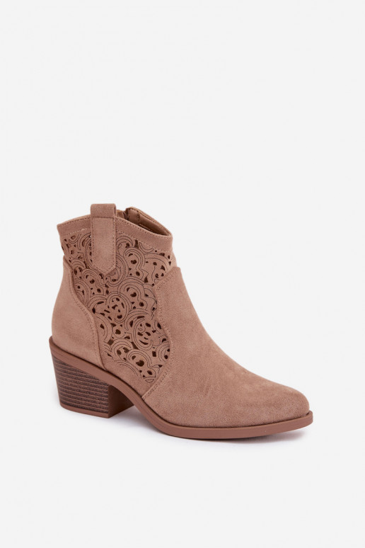 Botas caladas estilo vaquero Femenino con tacones S.Barski HY61-8012 beige