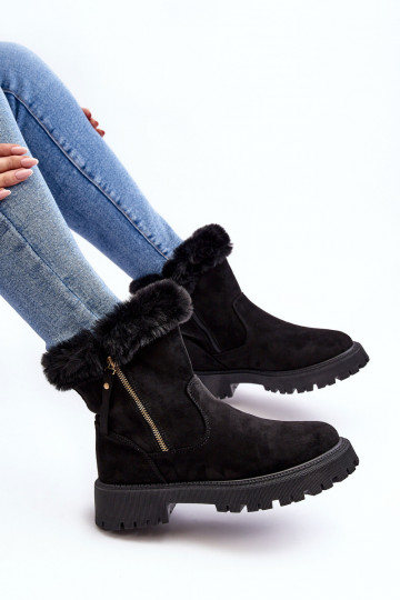 Botas de gamuza Femenino con un abrigo de piel de color negro Hasiva