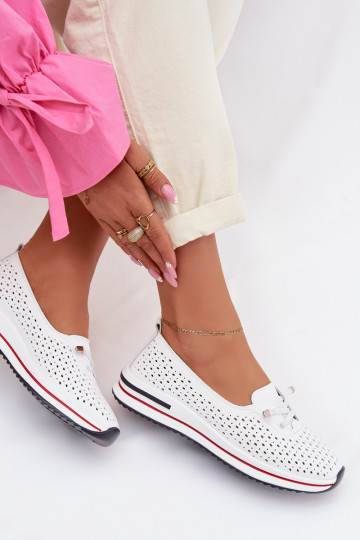 Piel con elementos calados zapatos Femenino S.Barski LR61-7044 el color blanco