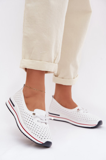 Piel con elementos calados zapatos Femenino S.Barski LR61-7044 el color blanco 2