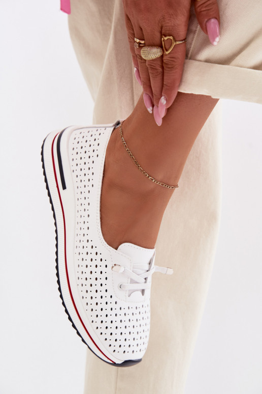 Piel con elementos calados zapatos Femenino S.Barski LR61-7044 el color blanco