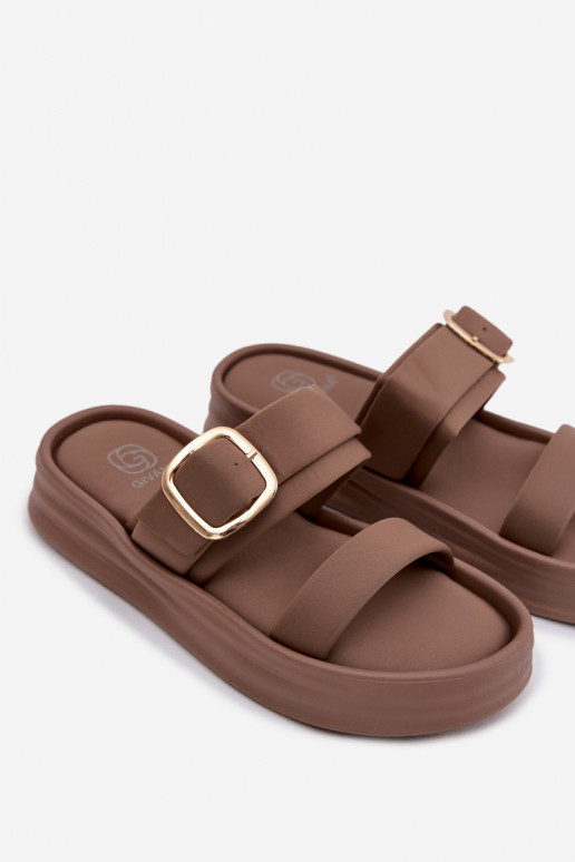  zapatillas de mujer con una plataforma con rayas I Złotą con hebillas de color caqui Ameliette