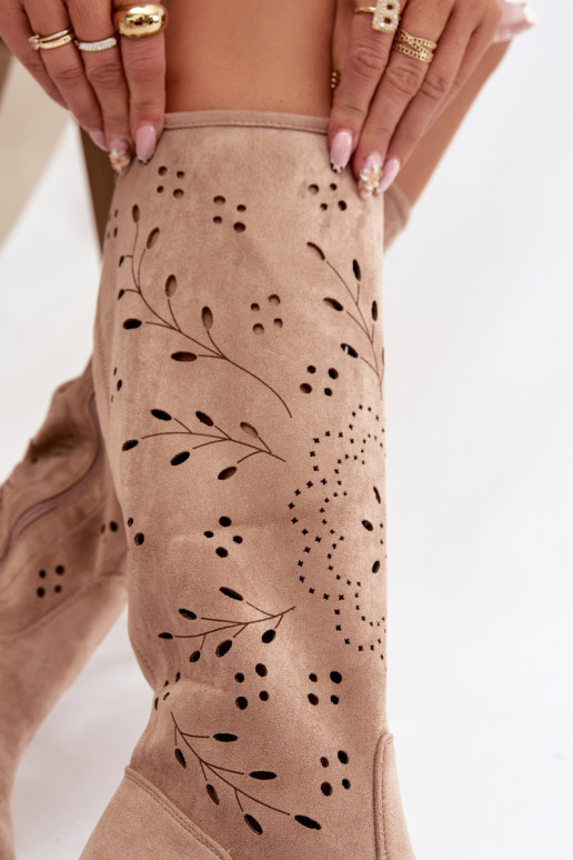 Botas largas de mujer color caqui con elementos calados Helinna