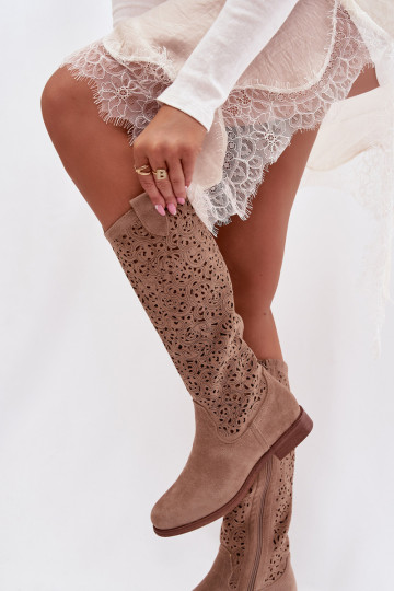 con elementos calados botas de mujer con tacones anchos S.Barski HY61-8023 beige 2