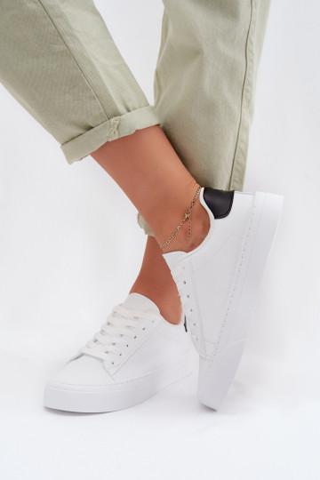 Zapatos deportivos para mujeres de cuero sintético Big Star TT274928 HI-POLY SYSTEM color blanco