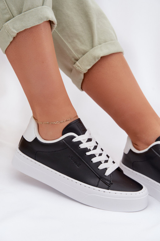 Zapatillas modelo zapatos. Femenino de cuero ecológico Big Star TT274927 HI-POLY SYSTEM de color negro