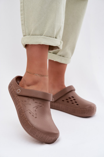 Zapatillas Zuecos Femenino Zapatillas ligeras Big Star TT274A085 color marrón 2