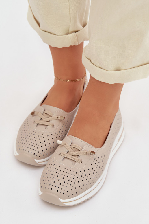 Piel con elementos calados zapatos Femenino S.Barski LR61-7044 beige
