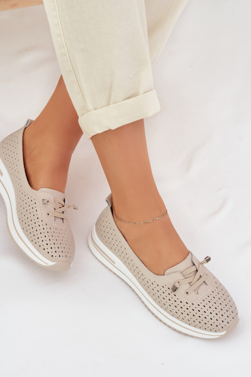 Piel con elementos calados zapatos Femenino S.Barski LR61-7044 beige