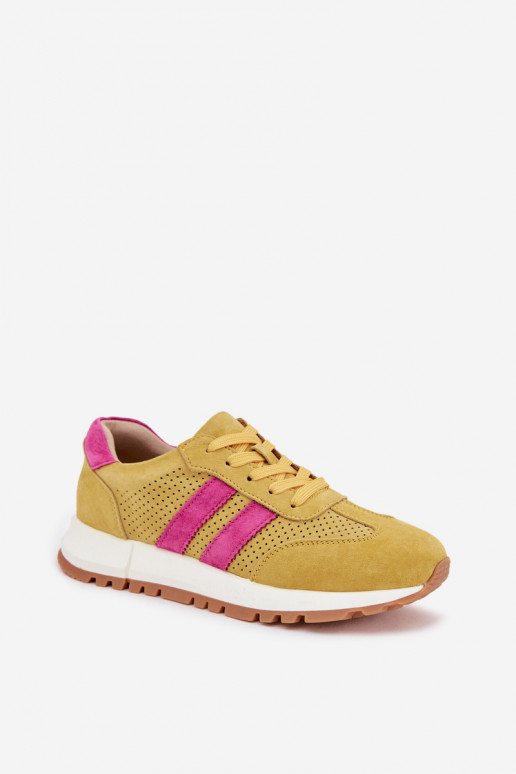 Zapatillas modelo zapatos. FemeninoActivadoturalnego de gamuzau color amarillo Tiene querceline