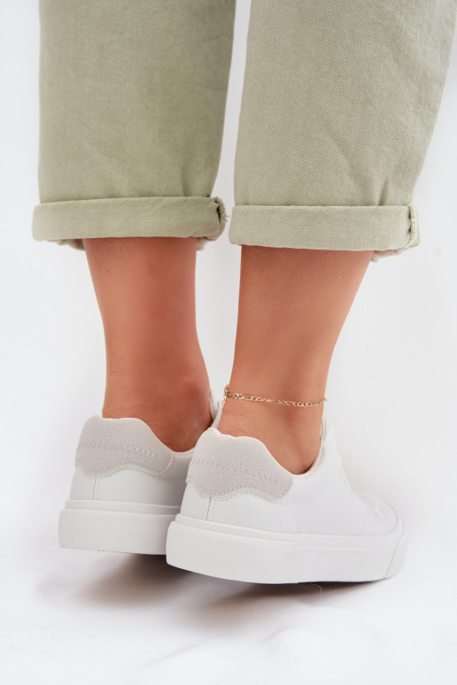 Zapatillas modelo zapatos. Femenino Big Star TT274008 el color blanco