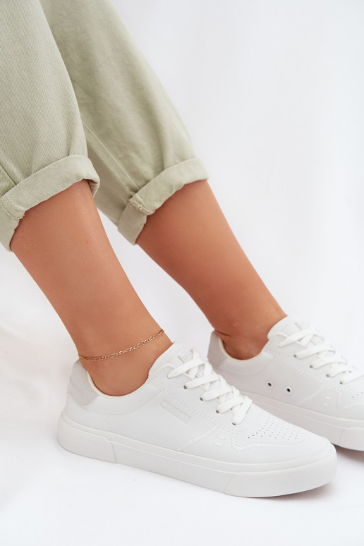 Zapatillas modelo zapatos. Femenino Big Star TT274008 el color blanco