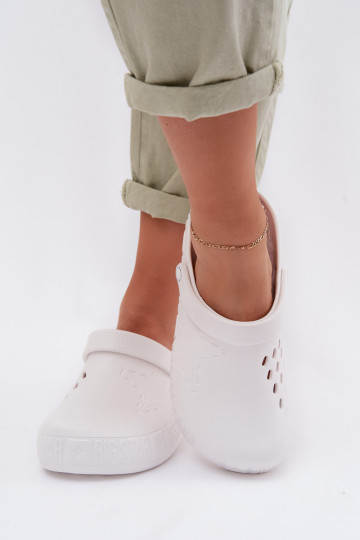 Zuecos ligeros para mujeres Big Star TT274A081 color blanco 2