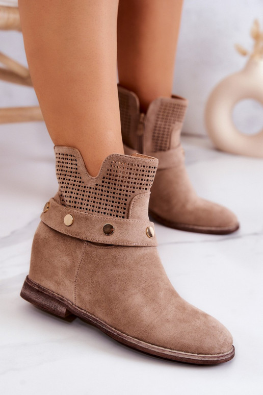 con elementos calados Primavera Femenino Botas beige Royale