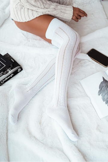 ZakolanóAki Femenino con elementos calados ENarkocz el color blanco