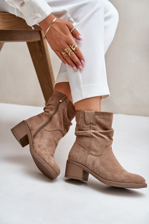 calentamiento Botas de mujer Con un top rizado En un tacón bajo beige Zinanya