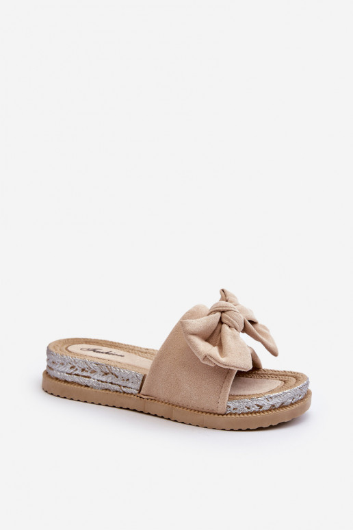 Femenino Zapatillas con una plataforma con cintas beige Aflia