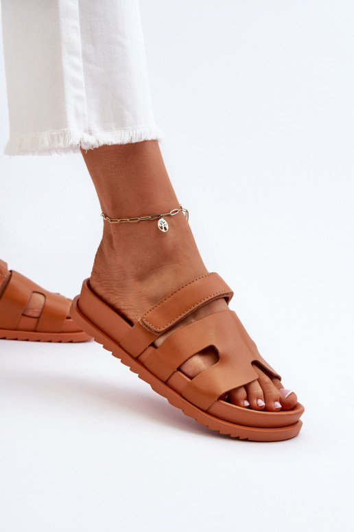 modelo clásico zapatillas de mujer color marrón Molie