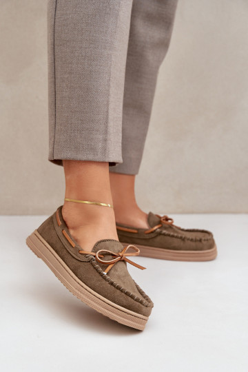 mocasines de mujer Sobre suela plana de color caqui Timannie