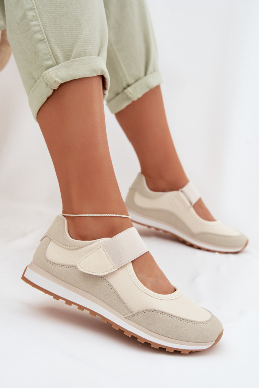Zapatos estilo deportivo. Femenino con sujetadores adhesivos beige Aveliette