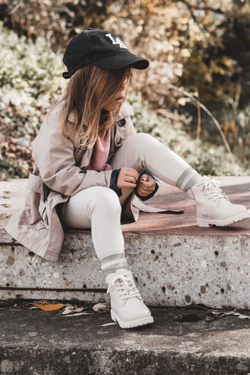 Botas cálidas para niños. color marfil Dexter