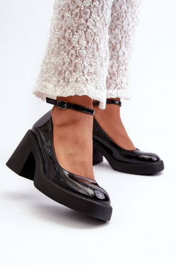 con efecto barniz Zapatos En tacones enormes de color negro Effiba 2