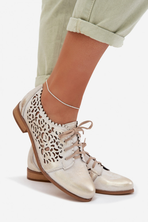 Piel con elementos calados zapatos Femenino Zazoo 3195 color dorado