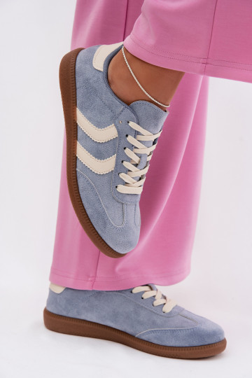 Zapatillas modelo zapatos. Femeninode gamuza ecológicau color azul Jesavella
