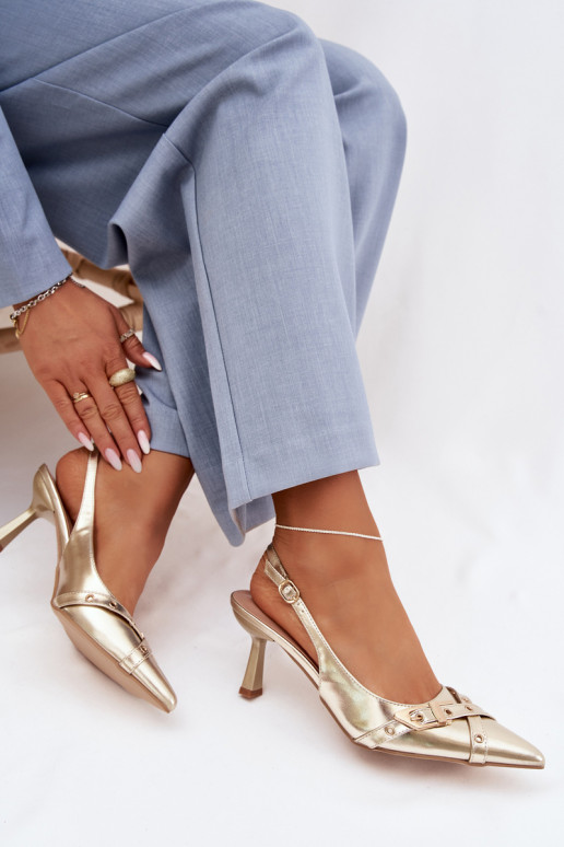 Sandalias de mujer con tacones finos con rayas I con hebillas color dorado Parina