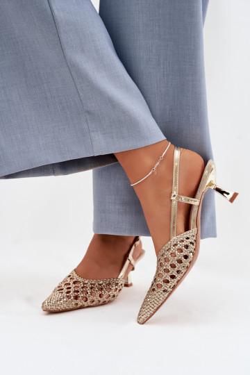 sandalias estampadas Femenino con tacones color dorado Selinae 2