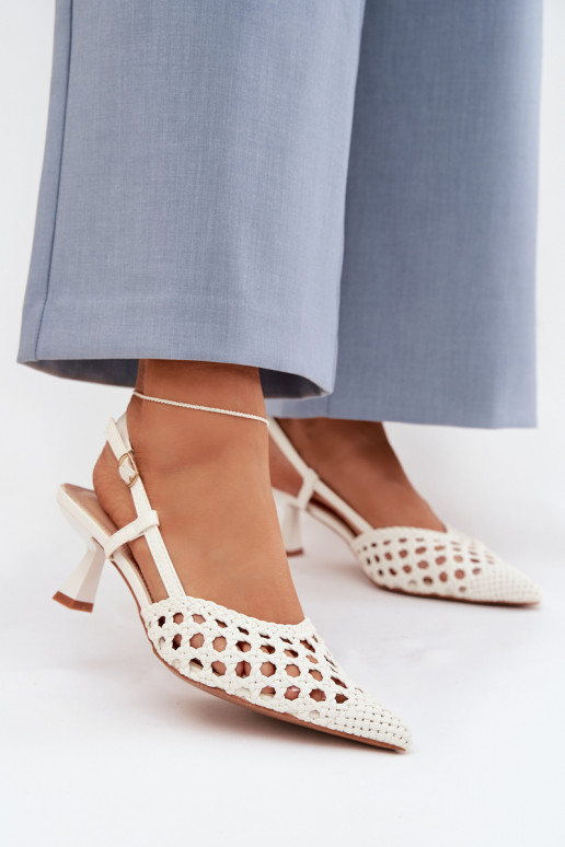 sandalias estampadas Femenino con tacones el color blanco Selinae