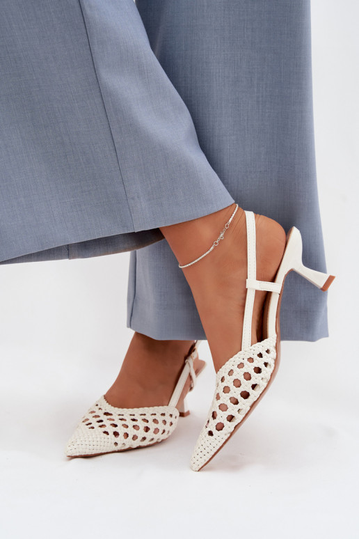 sandalias estampadas Femenino con tacones el color blanco Selinae