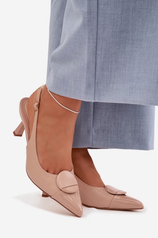 Sandalias de mujer con tacones finos Con decoraciones Detalem beige Tiene queriae