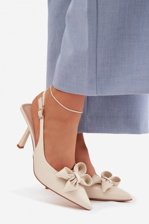 Sandalias de mujer con tacones finos con cintas beige Jonera