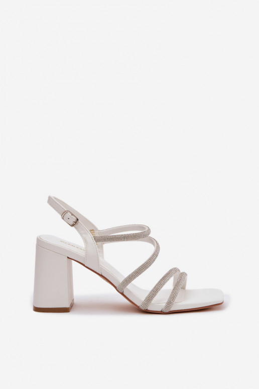 Sandalias de tacón alto para mujer. con rayas y circonitas el color blanco Brelia